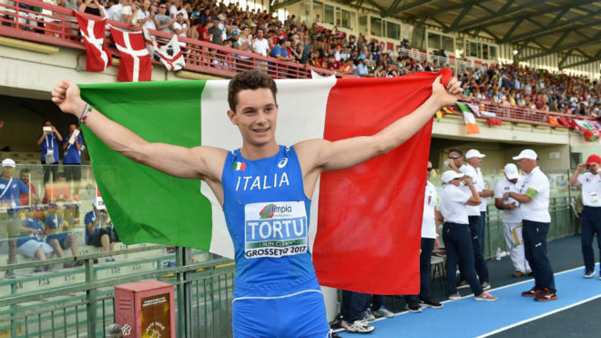 El velocista Filippo Tortu, con la bandera italiana
