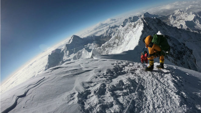 Montaeros, durante la ascensin al Everest