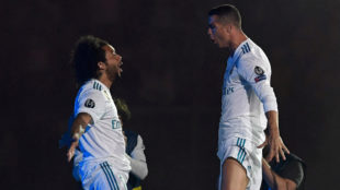 Marcelo y Cristiano Ronaldo durante la celebracin en el Bernabu.