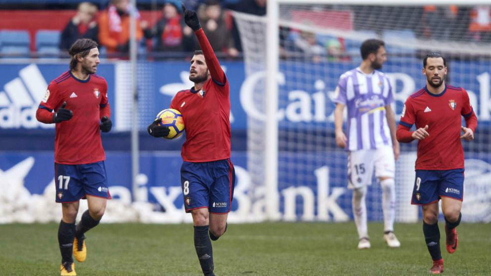 Fran Merida celebra un gol en el Osasuna vs Valladolid de Enero