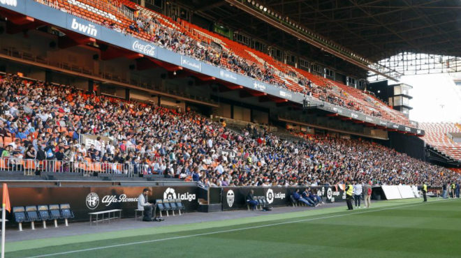 Imagen de la tribuna de Mestalla.