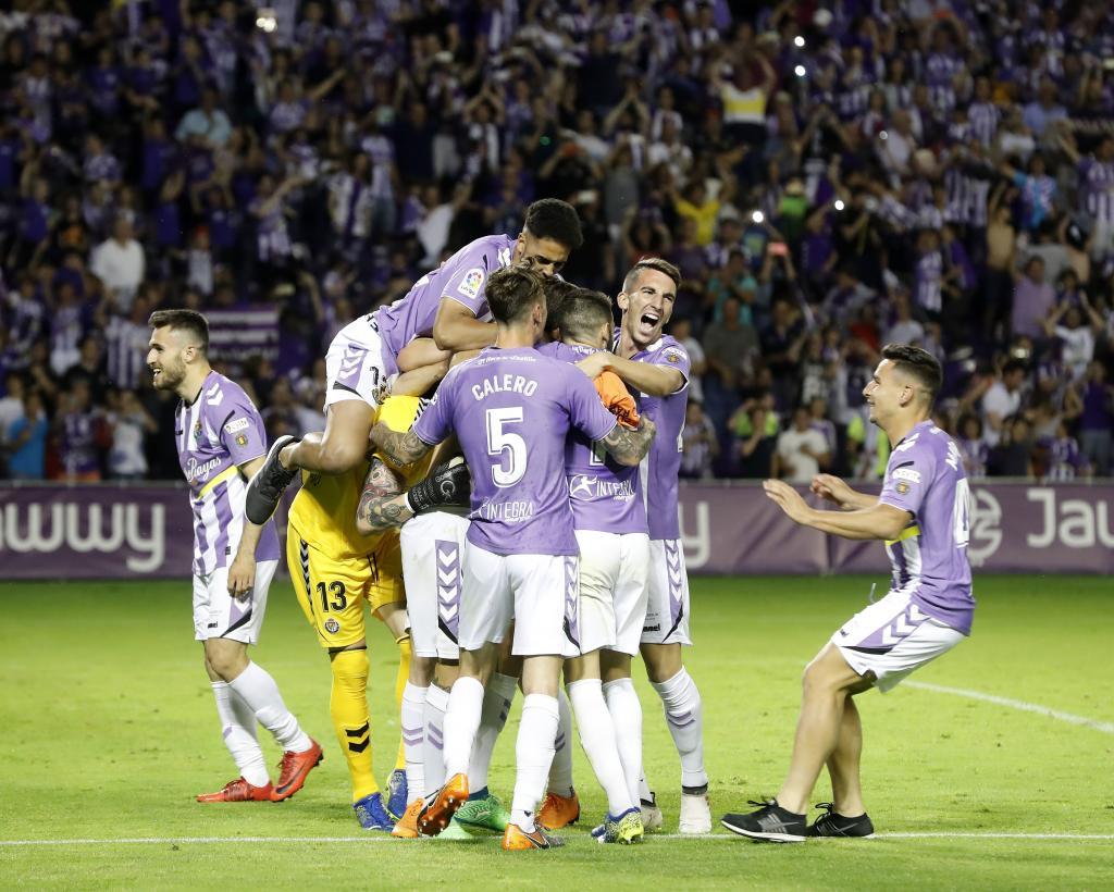 Así se celebró el ansiado ascenso del Valladolid en Zorrilla - Foto 4 ...