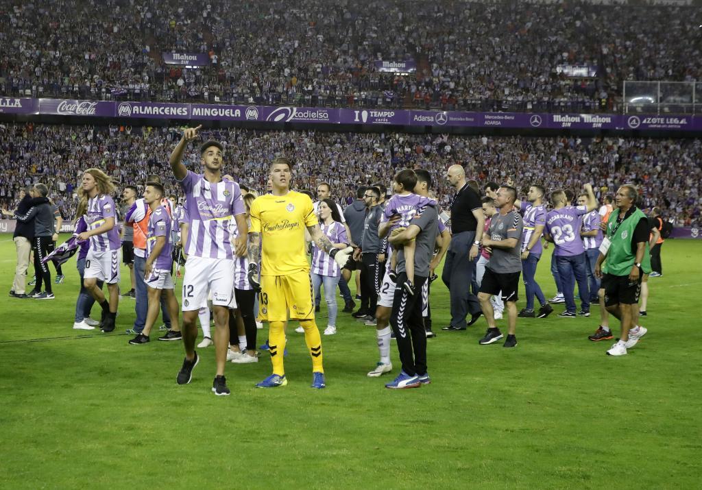 Así se celebró el ansiado ascenso del Valladolid en Zorrilla - Foto 12 ...