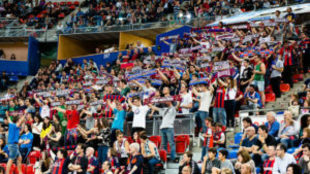 Aficionados del Baskonia en el Fernando Buesa Arena