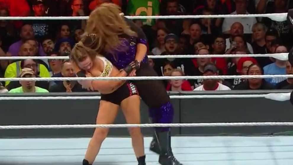 Ronda Rousey ante Nia Jax en el &apos;Money in the Bank&apos; de la WWE
