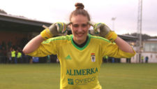 Mara Echezarreta durante esta temporada en el Real Oviedo.