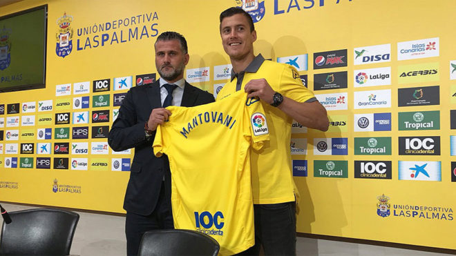 Mantovani, en su presentacin como jugador de Las Palmas.