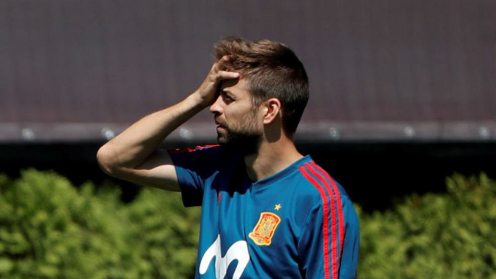Pique sows the discord.