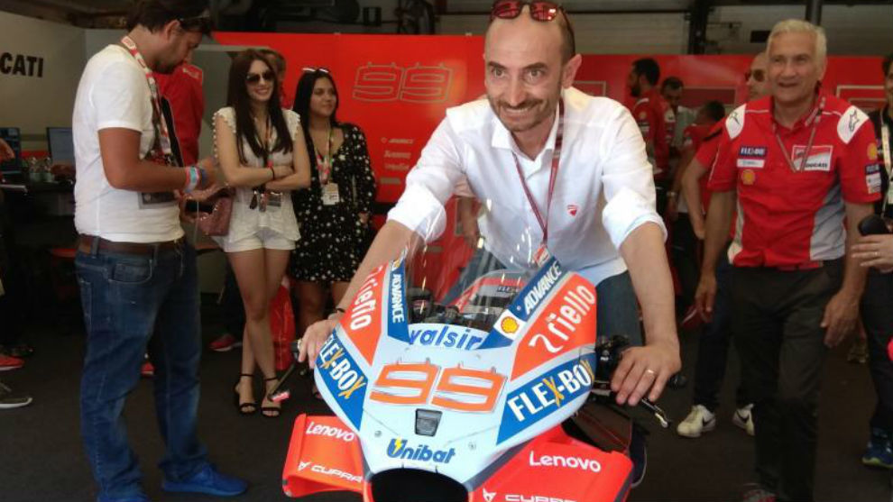 Claudio Domenicali, sobre la Ducati de Lorenzo.