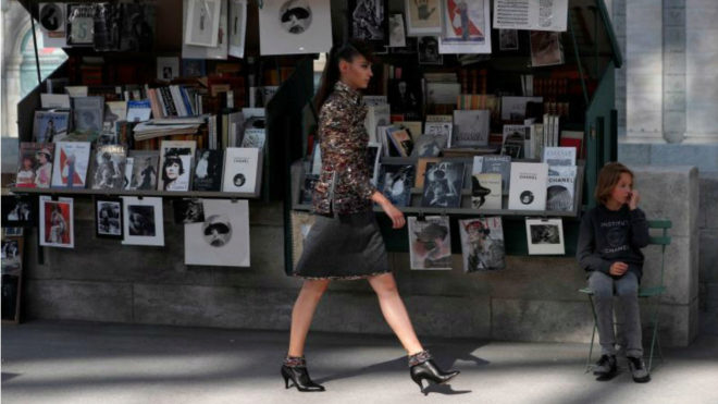 Chanel celebra en la Alta Costura el Pars ms literario