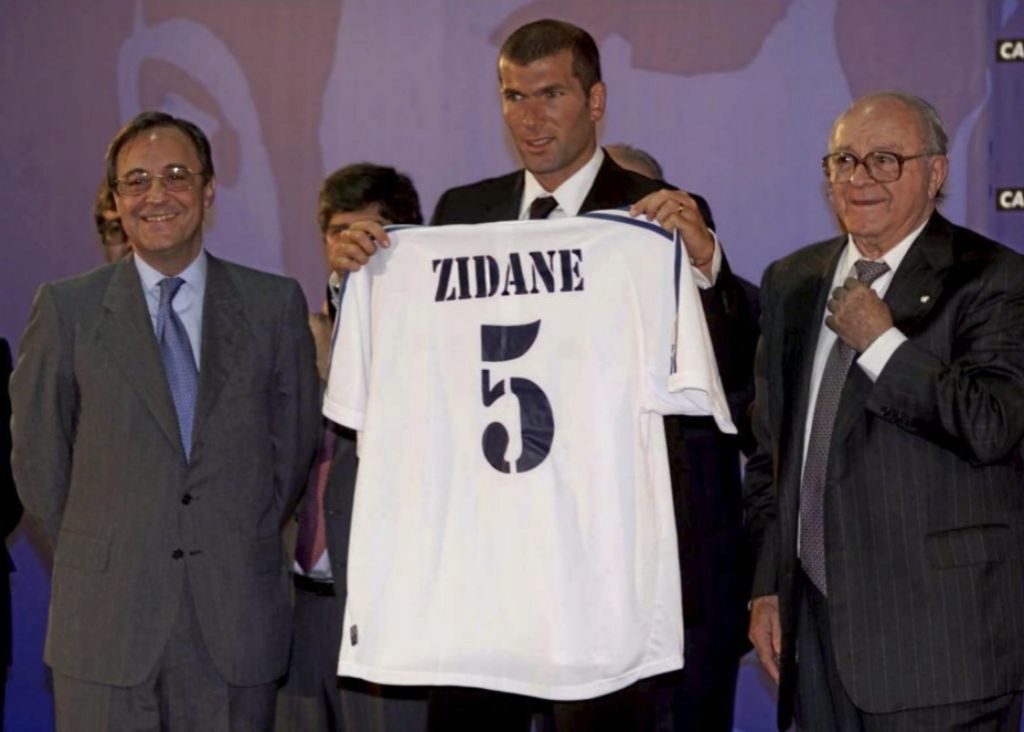 HURRA' JUVENTUS N. 5 - 2001 NO POSTER ZINEDINE ZIDANE EDGAR