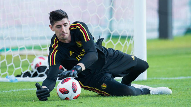 Belgium&apos;s goalkeeper Thibaut Courtois attends a training session.