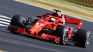 Vettel defender su liderato en el Gran Premio de Alemania de F1 2018...