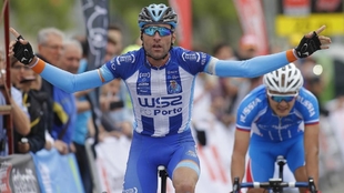 Ral Alarcn, ganador de una etapa de la Vuelta a la Comunidad de...