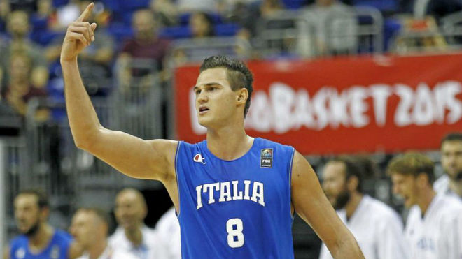 Danilo Gallinari jugando con la seleccin de Italia en el Eurobasket...