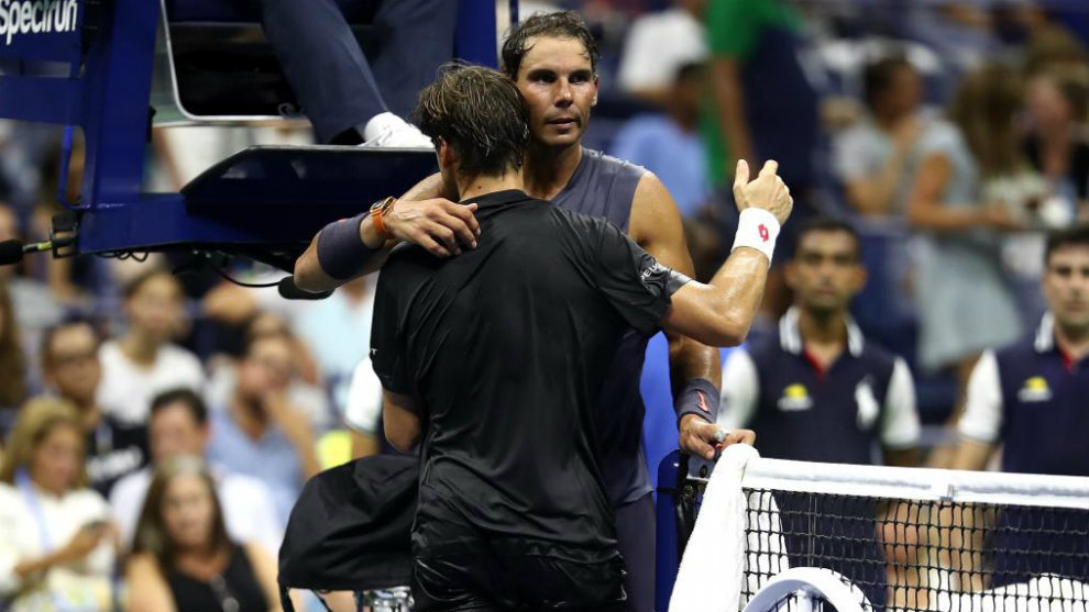 Ferrer y Nadal se abrazan tras retirarse David en su partido del US...