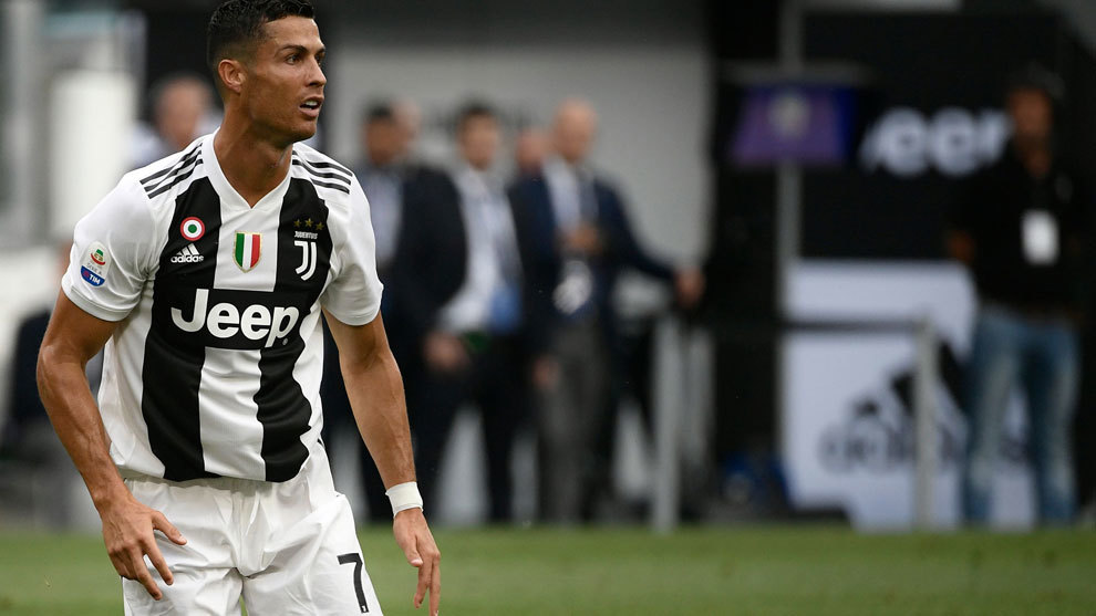 Juventus&apos; forward Cristiano Ronaldo
