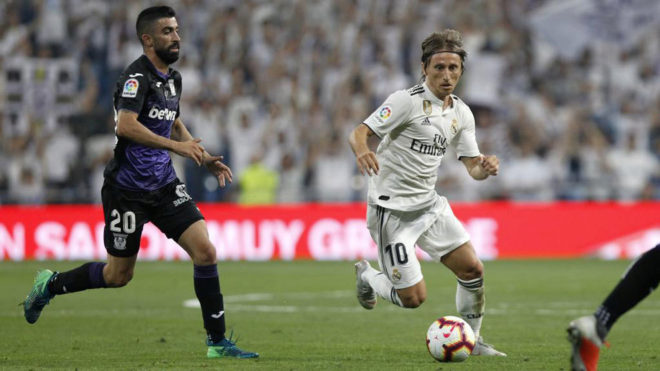 Real Madrid&apos;s midfielder Luka Modric