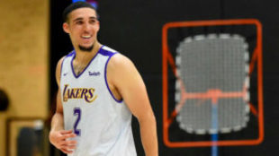 LiAngelo Ball entren con Los ngeles Lakers antes del Draft