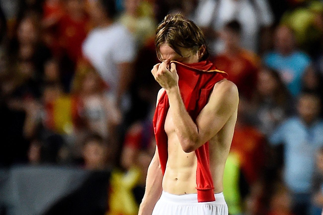 Modric se cambi la camiseta con Ramos y le falt llorar salindose...