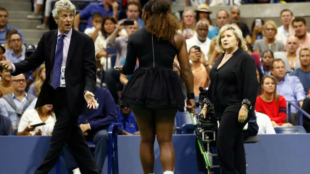 Serena protesta durante la final del US Open