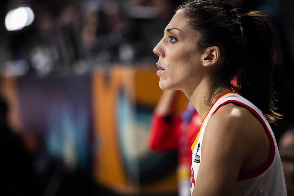 Cristina ouviña en el banquillo | MARCA.com