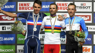 El podio de Innsbruck con Valverde, Bardet y Woods.