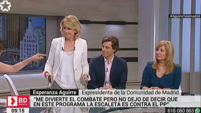 Esperanza Aguirre en el momento de abandonar en directo &apos;Buenos das,...