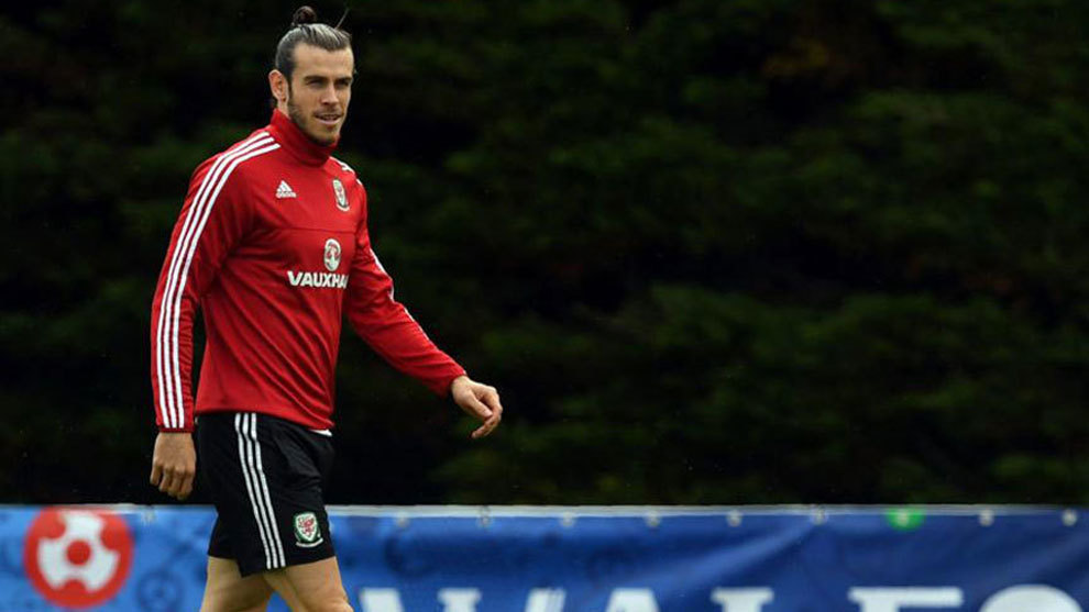 Ryan Giggs confirms that Bale will not play against Spain