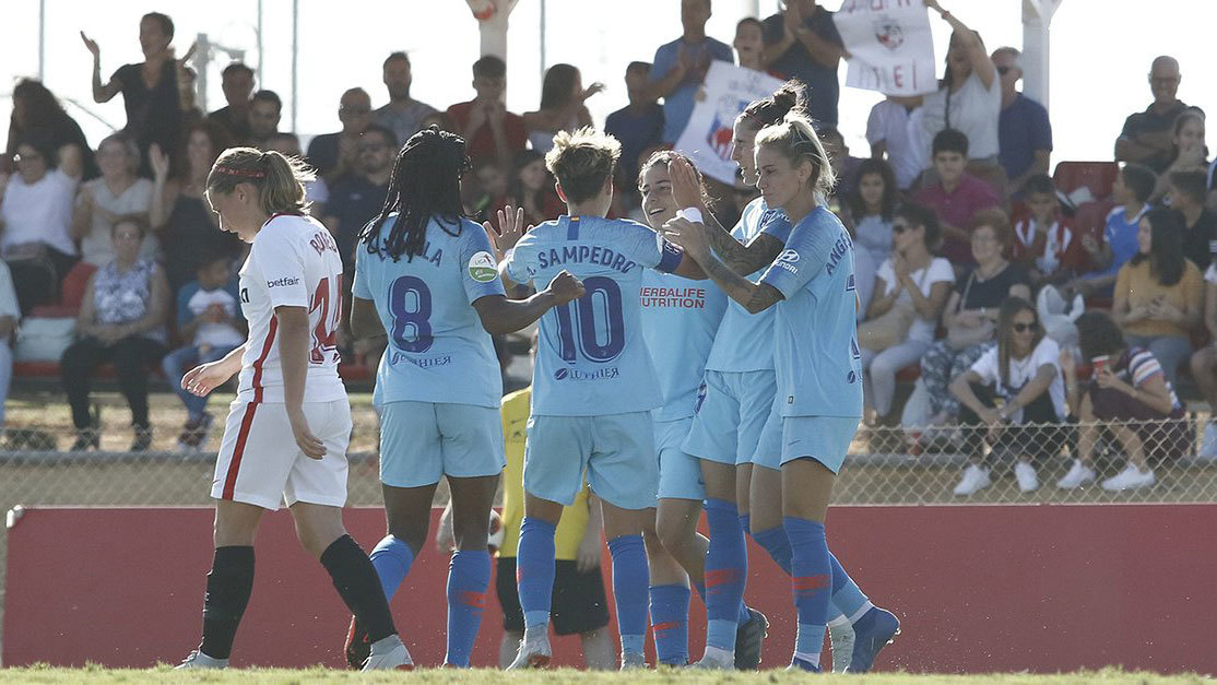 Jugadoras del Atltico Femenino celebran un gol ante el Sevilla.