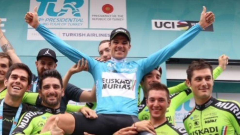 Edu Prades tras ganar el Tour de Turqua