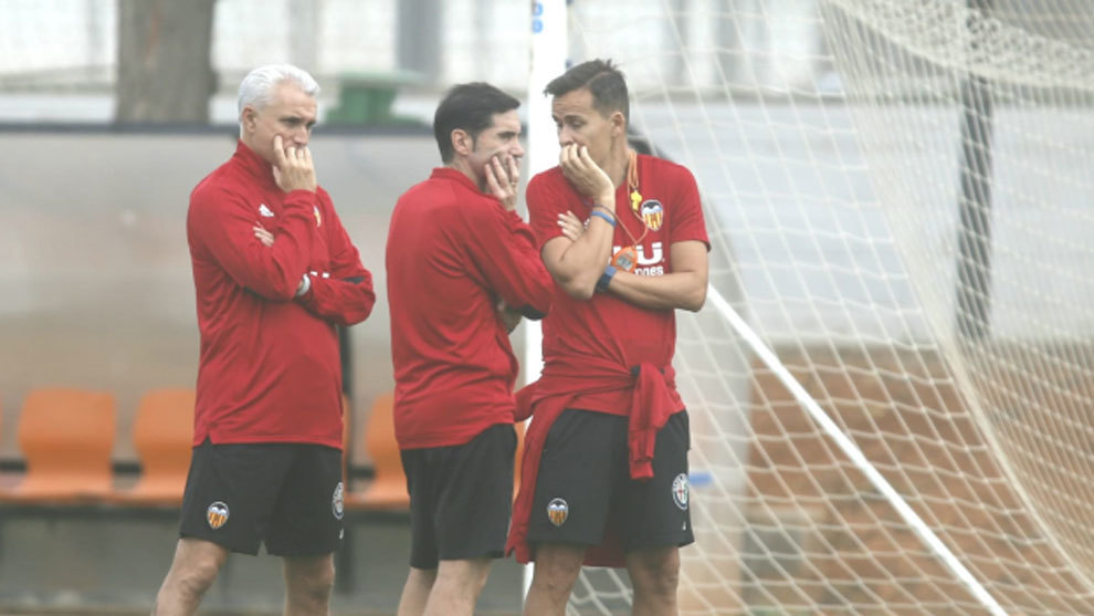 Marcelino and the coaching staff.