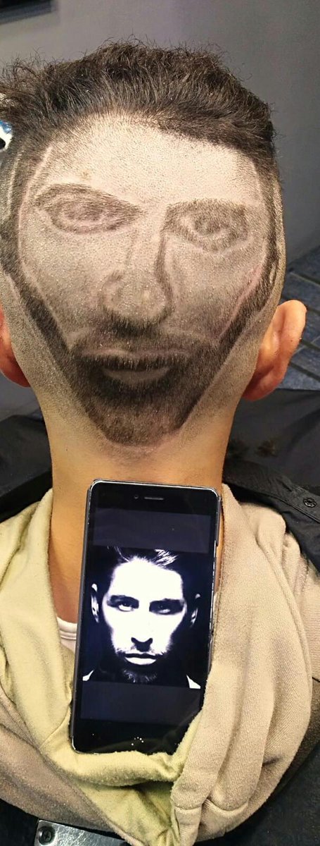 El corte de pelo de la cara de Sergio Ramos en la cabeza de un...
