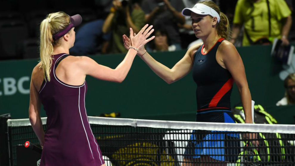 Svitolina y Wozniacki se saludan en la red