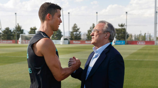 Cristiano Ronaldo, con Florentino Prez.