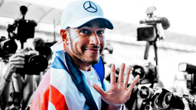 Lewis Hamilton celebra su pentacampeonato.