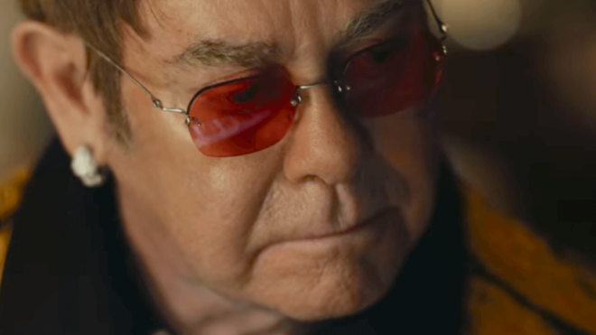 Elton John protagoniza el anuncio de la Navidad