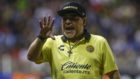 Maradona se hizo de palabras con Alfonso Sosa, tcnico rival.