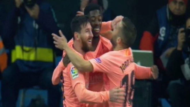 Dembele, Messi and Jordi Alba celebrate a goal.