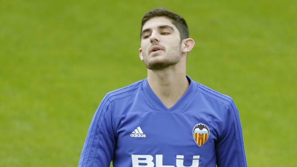 Goncalo Guedes during a training session.