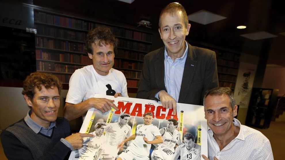 Julio, Paco, Jos Luis y Ton, con una portada de MARCA para la...