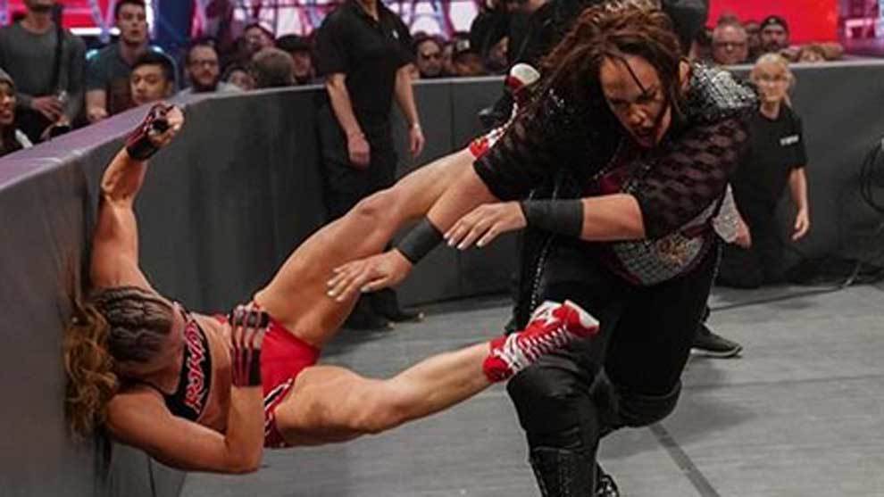 Ronda Rousey gan a  Nia Jax en su pelea del WWE TLC 2018 de...