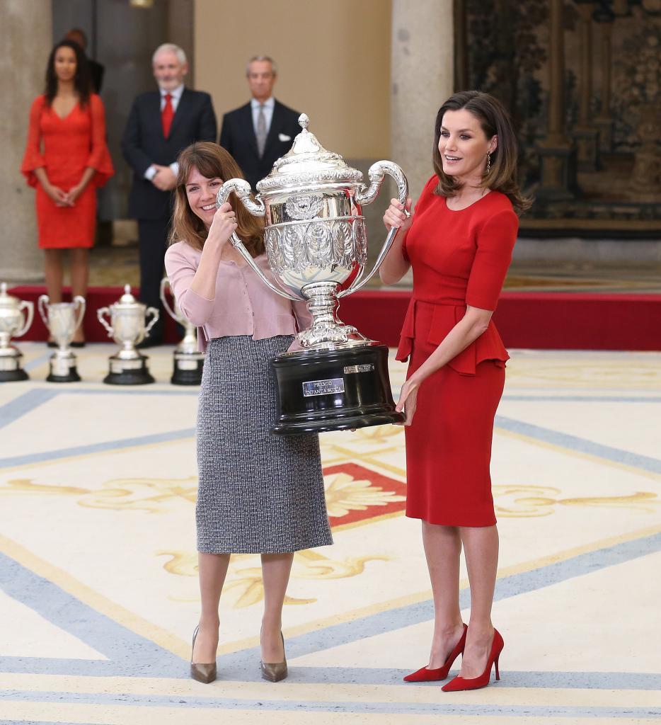 La Reina Letizia entrega el Premio Infanta Sofa a la Fundacin A la...