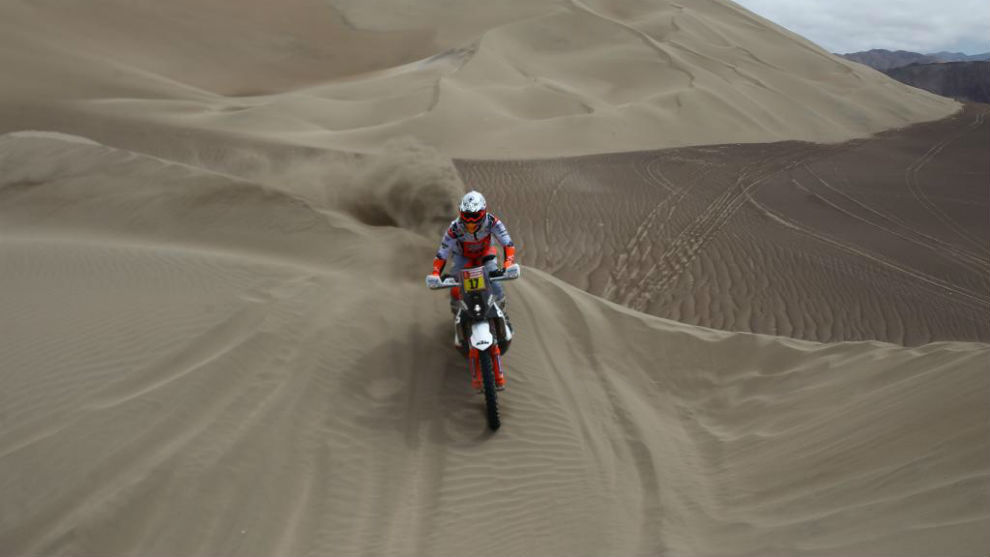 Laia Sanz, durante la sexta etapa del Dakar.