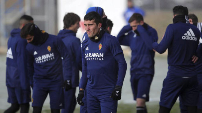 Los jugadores del Zaragoza , en un entrenamiento.