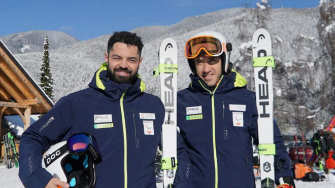 Miguel Galindo y Jon Santacana, la pareja de esquiadores espaoles...
