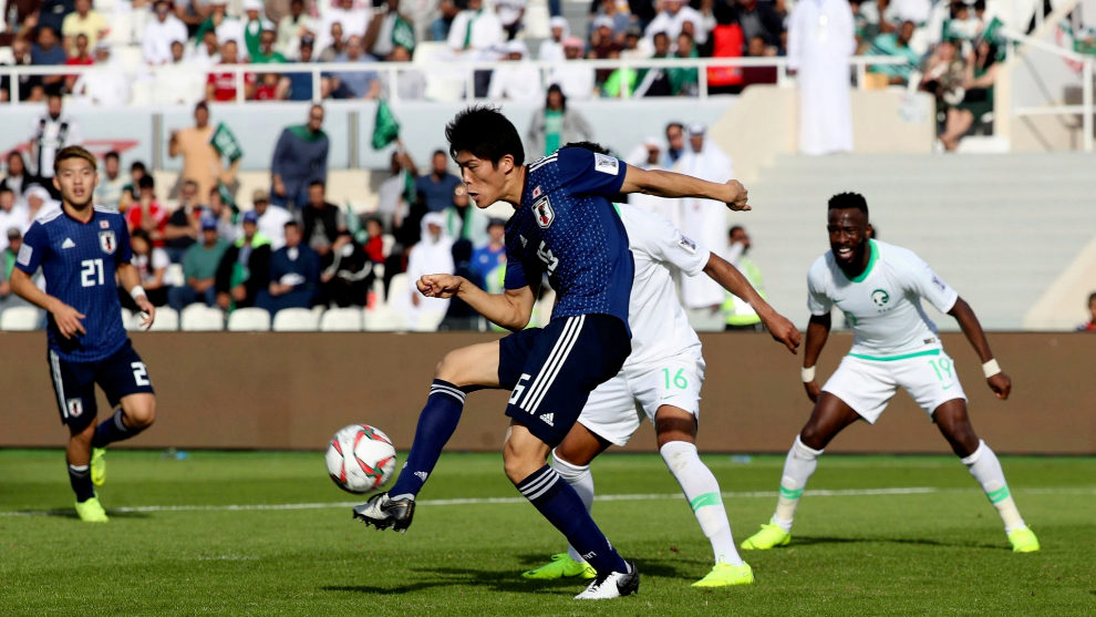 El goleador Tomiyasu, en el Japn-Arabia Saud.