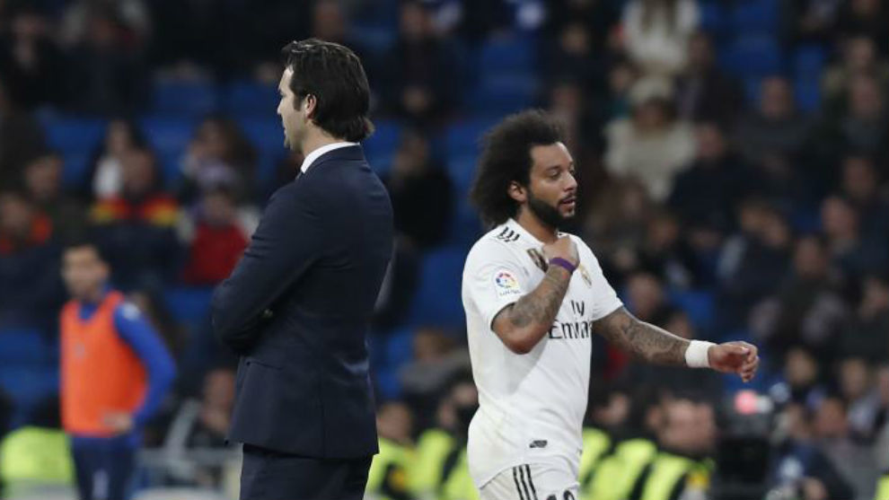 Solari and Marcelo after a substitution.
