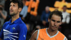 Djokovic y Nadal tras saludarse en la red