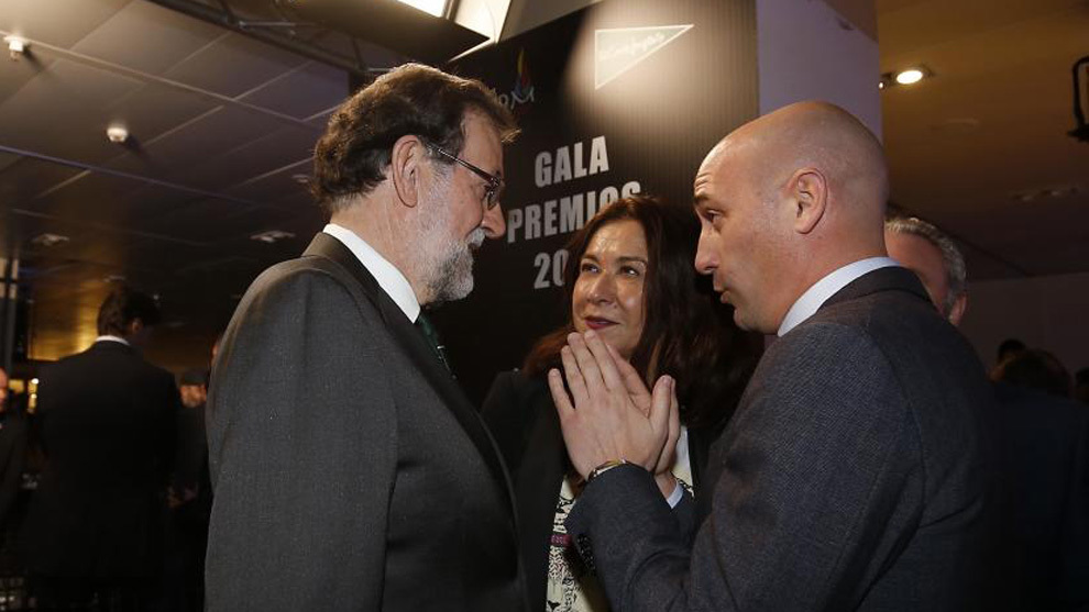 Rajoy at the Madrid Press Association&apos;s gala with Luis Rubiales.